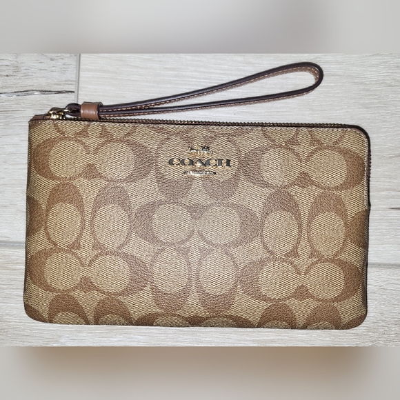 🏇Coach Medium Black Leather Monogram Print Backpack/Tan Coach Wristlet Combo - Picture 6 of 17